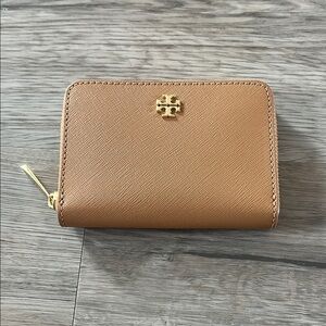 Tory Burch Leather Zip Wallet